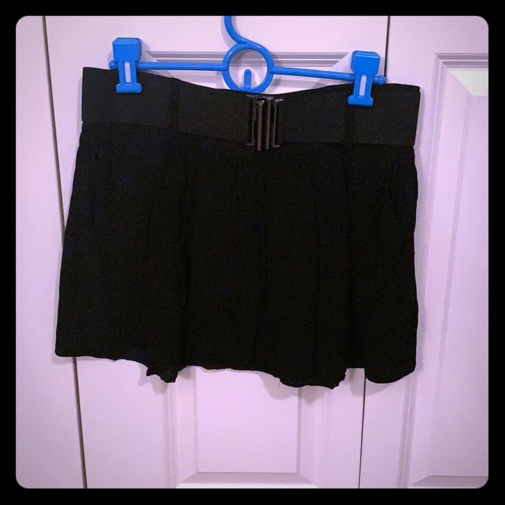 Black Skirt with Elastic Belt